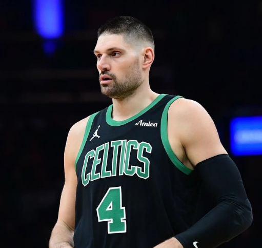 爱奇艺体育官网-突发！武切维奇仅107秒右手无名指骨折 绿军全明星中锋伤退